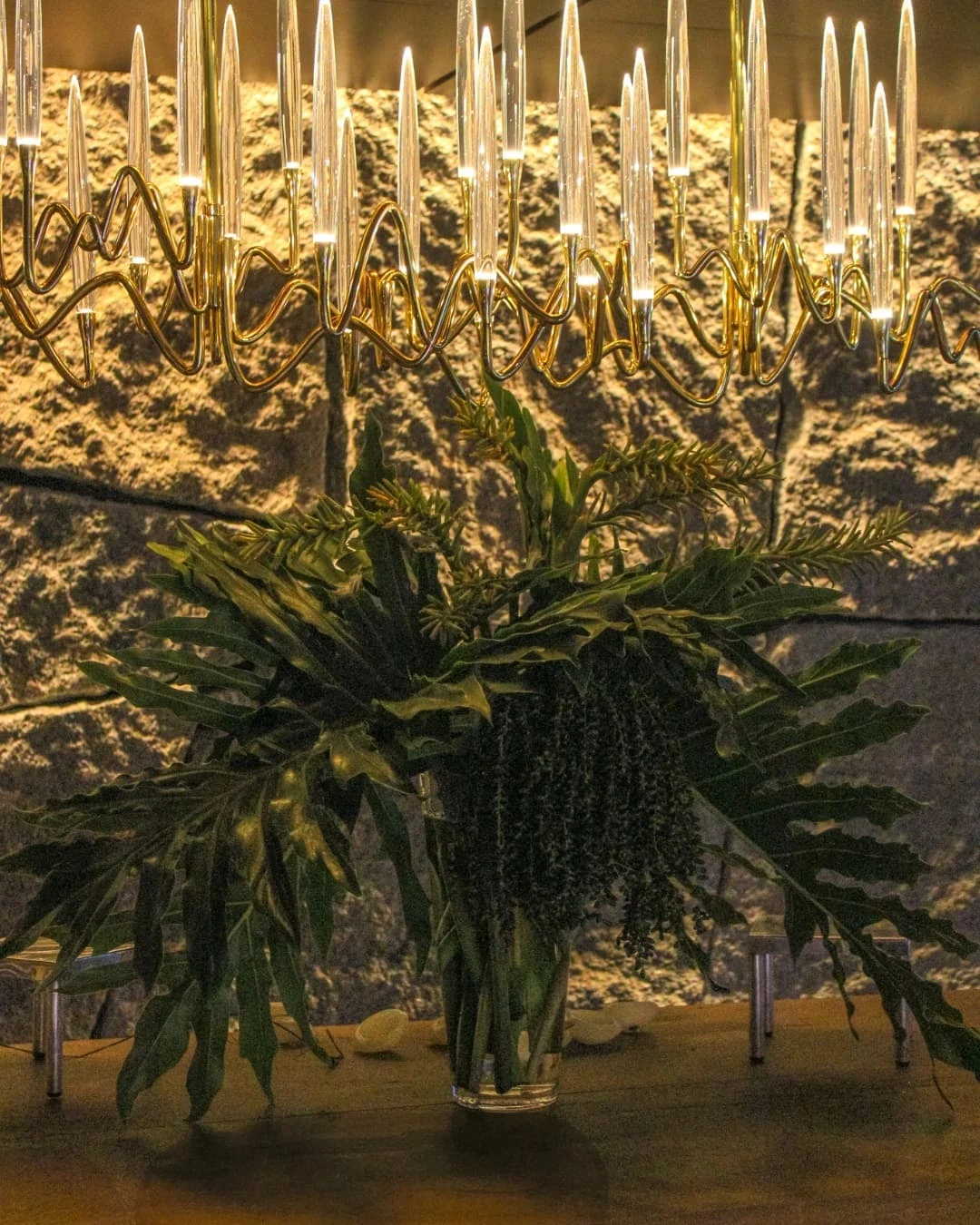 Arranjos e mesa posta pela Cosmo Pessoa